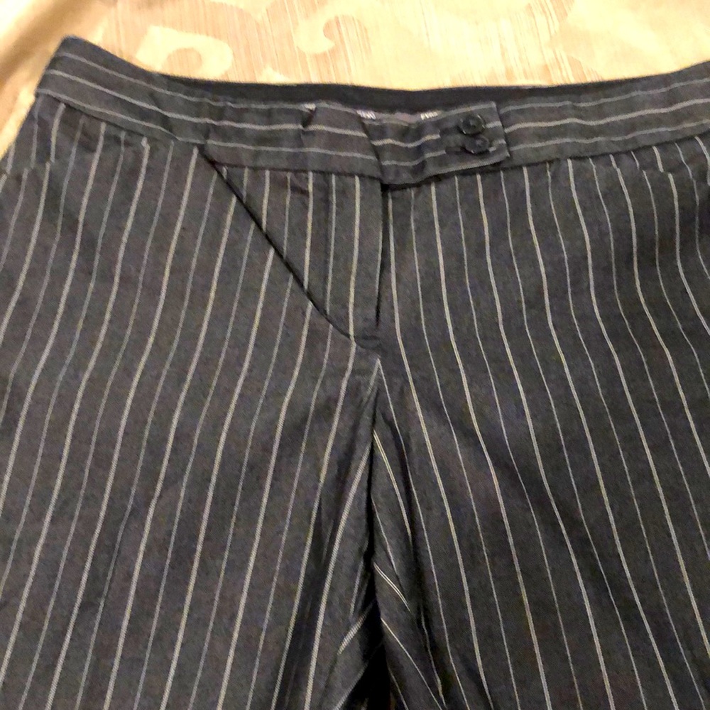 Express design pants Capri style